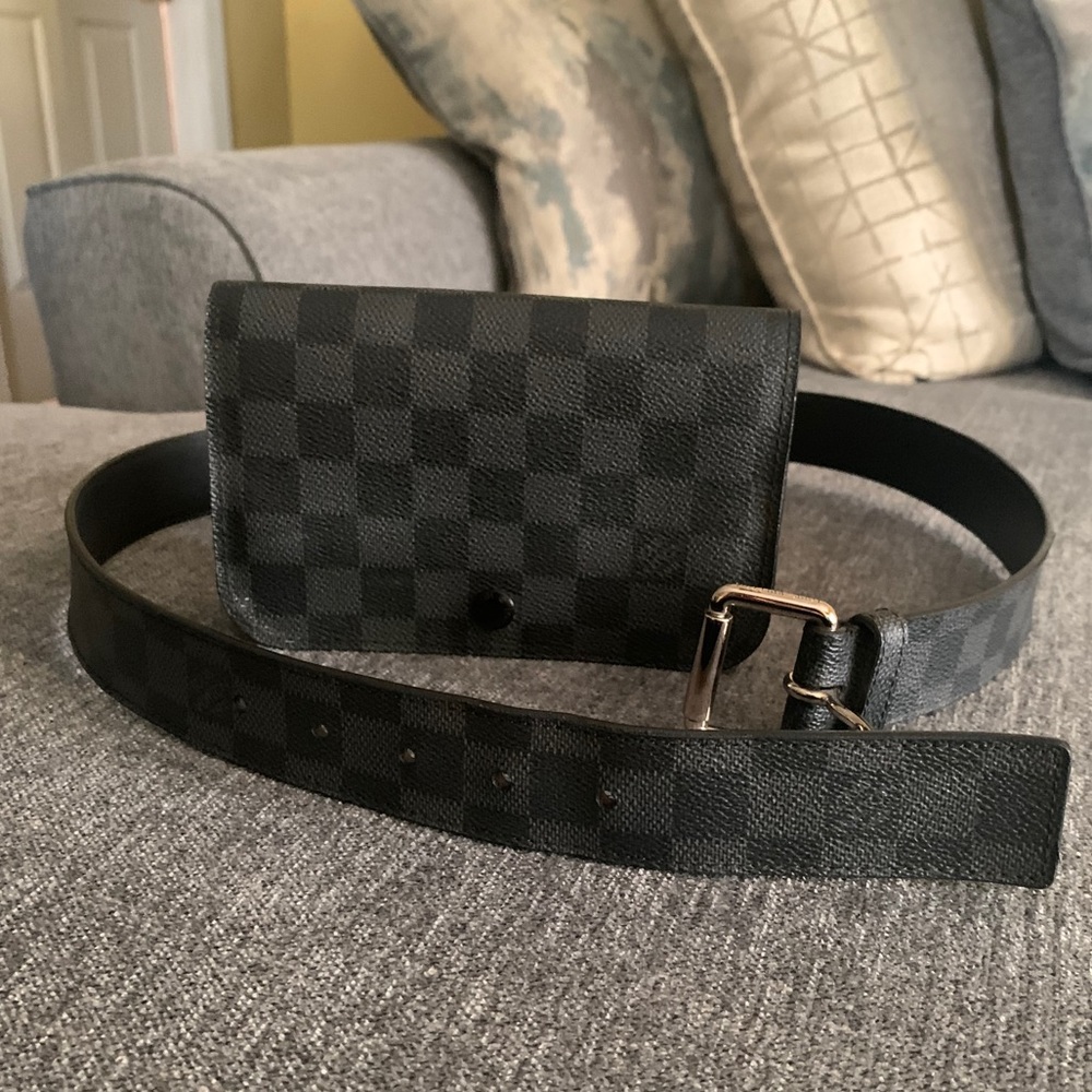 Louis Vuitton Damier Pochette Belt